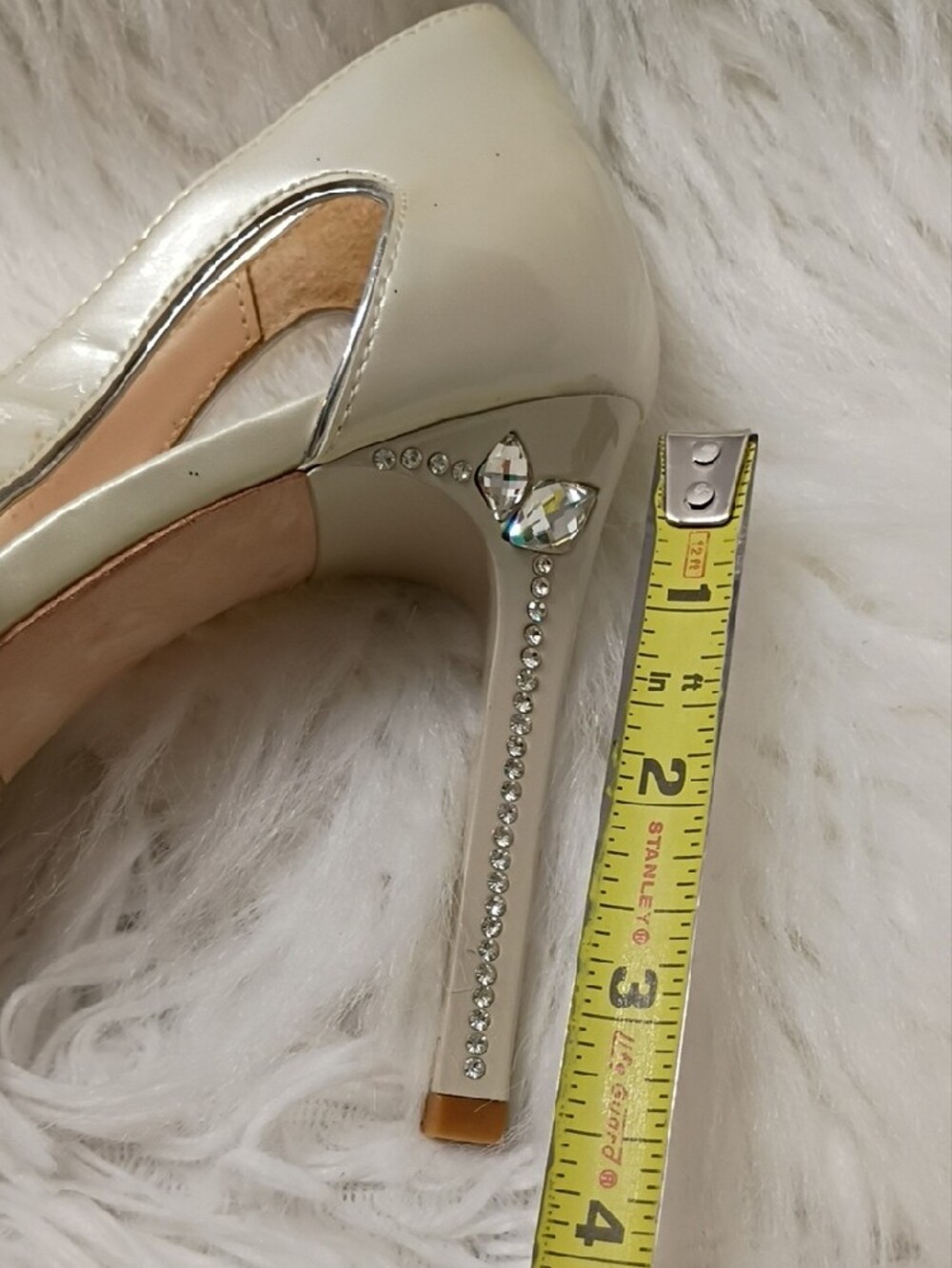 Badgley Mischka Champagne Pearlized Patent Leather Pointed-Toe Cutout Pumps - Picture 13 of 16